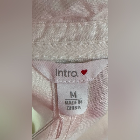 🤍Intro Women’s White Long Sleeve Button-Up Shirt - Size M (NWT)🤍 - Picture 8 of 10